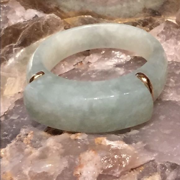 14K Yellow Gold Green Jade Saddle Ring 10